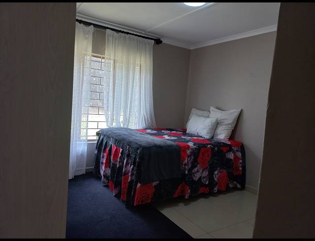 2 BEDROOM SECTIONAL TITLE FOR SALE IN UMTENTWENI